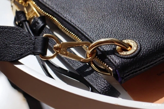 First bag ru HOBO MAIDA LOUIS VUITTON 0801